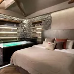 Tsikeli Boutique Meteora - Adults Friendly