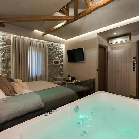 Tsikeli Boutique Meteora - Adults Friendly