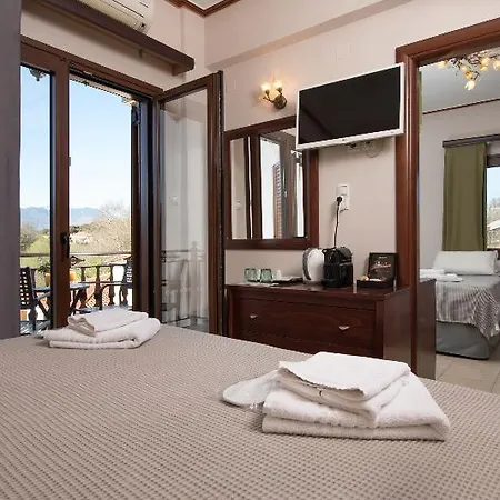 מלון Tsikeli Boutique Meteora - Adults Friendly 3*