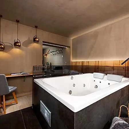 Tsikeli Boutique Meteora - Adults Friendly Ξενοδοχείο Καλαμπάκα