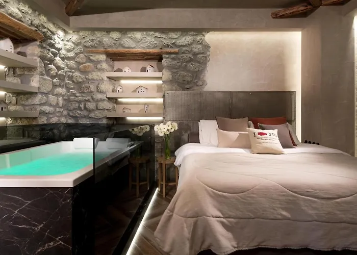 Tsikeli Boutique Meteora - Adults Friendly מלון קאלאבאקה