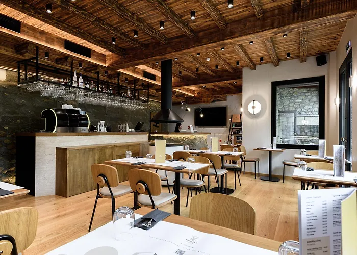 Tsikeli Boutique Meteora - Adults Friendly 3* קאלאבאקה